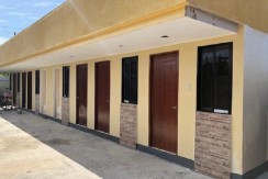 40 DOORS BOARDING HOUSE FOR SALE  IN HELLENVILLE, MACTAN